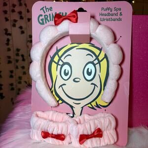 NEW The Grinch Cindy Lou Puffy Spa Headband and Wristband Set Pink